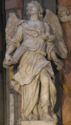 angel ob Ksaverjevem oltarju